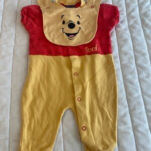 Disney Pooh Red and Yellow Baby Matching Set